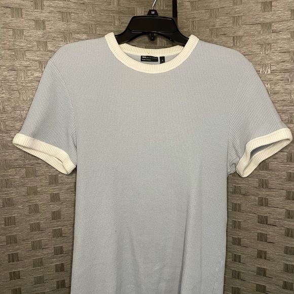 ASOS Design size M Light Blue Textured Short Sleeve Shirt - Picture 4 of 4